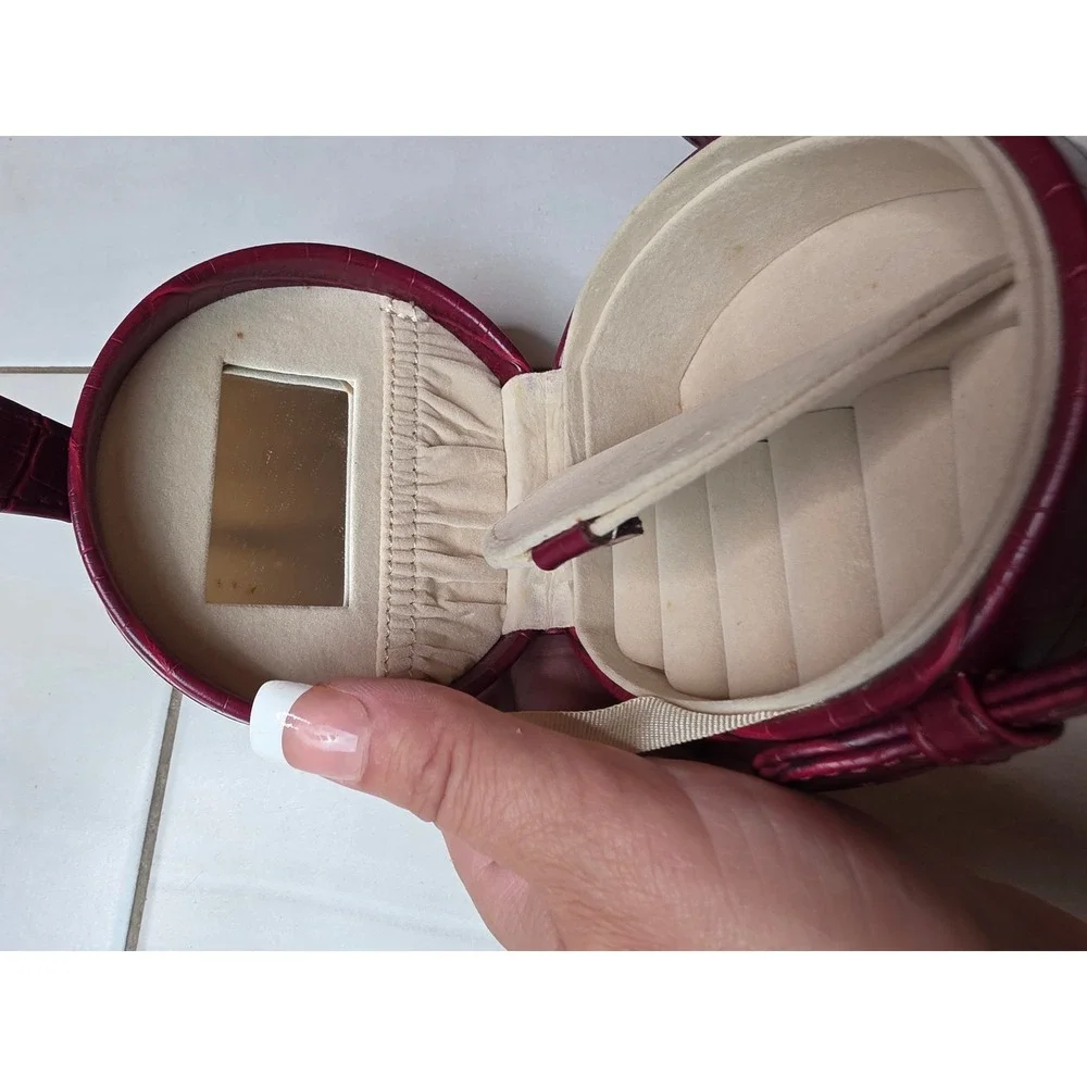 Vintage Burgundy Croc‎ Embossed Round Jewelry Travel Case with Mirror A5